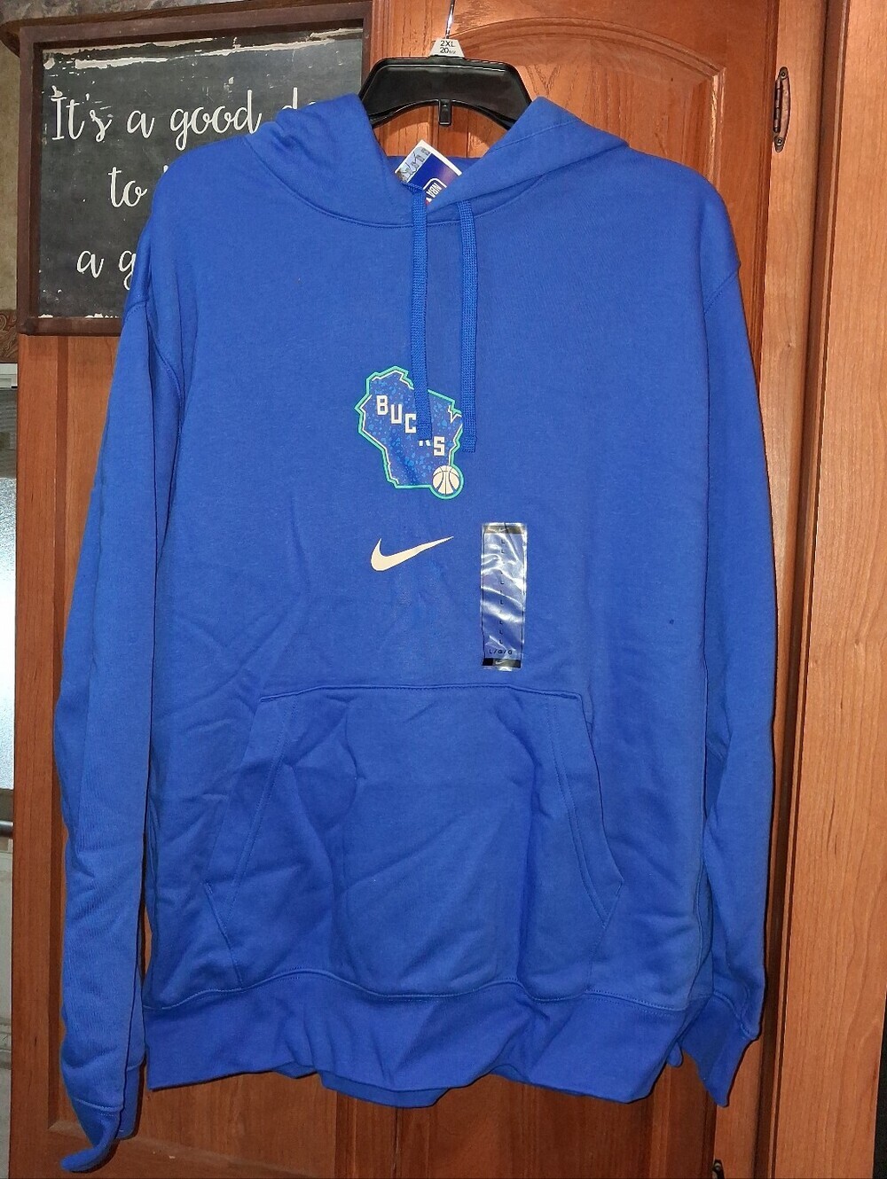 Nike Men’s Royal Blue Bucks Crewneck Hoodie With Kangaroo Pocket Large